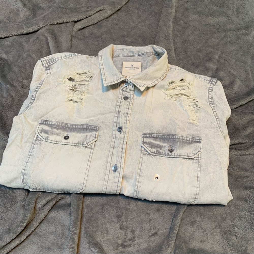 AEO Grey Distressed Denim/Jean Jacket